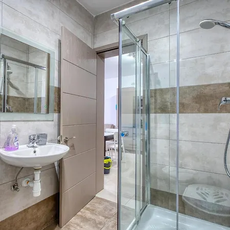 Apartment Live Where Malta Comes Alive, 2br In Paceville By 360 Estates *