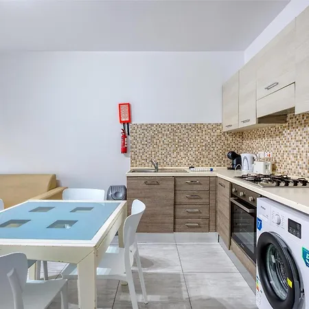 Live Where Malta Comes Alive, 2br In Paceville By 360 Estates Appartement