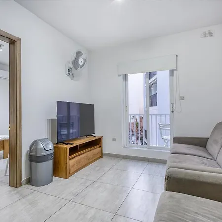 Live Where Malta Comes Alive, 2br In Paceville By 360 Estates San Ġiljan