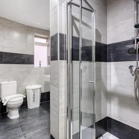 Live Where Malta Comes Alive, 2br In Paceville By 360 Estates San Ġiljan