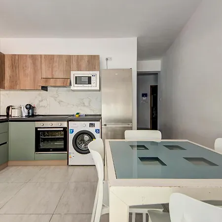 Lejlighed Live Where Malta Comes Alive, 2br In Paceville By 360 Estates