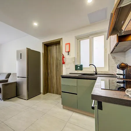 Live Where Malta Comes Alive, 2br In Paceville By 360 Estates Lejlighed