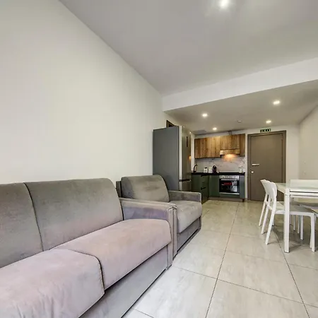Live Where Malta Comes Alive, 2br In Paceville By 360 Estates Lejlighed