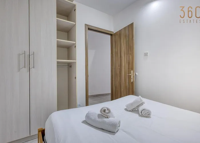 Live Where Malta Comes Alive, 2br In Paceville By 360 Estates Apartment