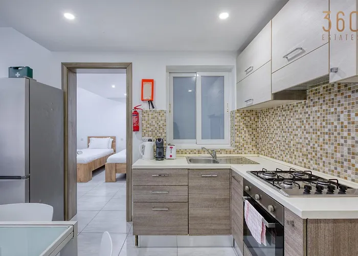 Live Where Malta Comes Alive, 2br In Paceville By 360 Estates St. Julian's