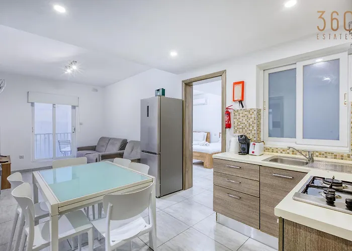 Live Where Malta Comes Alive, 2br In Paceville By 360 Estates St. Julian's